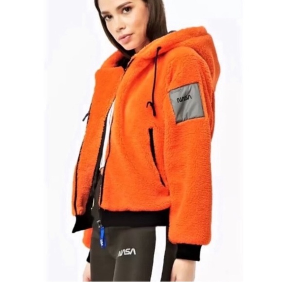 Forever 21 Jackets & Blazers - FOREVER 21 🧡🚀 NASA Faux Sherpa Teddy Jacket